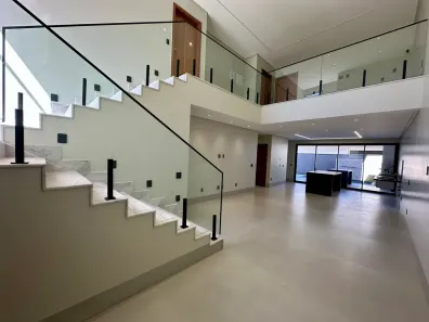 Casa de Condomínio com 3 Quartos à venda, 248m² no Jardins Sevilha, Aparecida de Goiânia