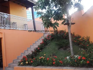 Sobrado com 3 Quartos à venda, 225m² no Vila Homero, Indaiatuba