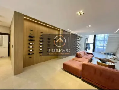 Casa com 5 Quartos à venda, 350m² no Camboinhas, Niterói