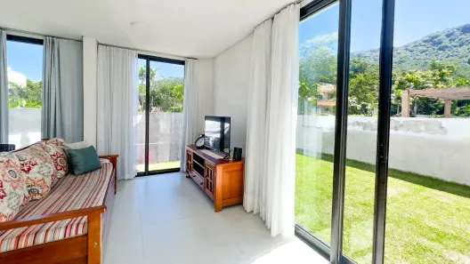 Casa de Condomínio com 4 Quartos à venda, 288m² no Cachoeira do Bom Jesus, Florianópolis