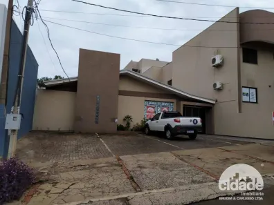 Sala Comercial para alugar, 214m² no Centro, Cascavel
