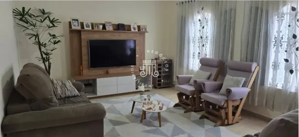 Casa com 3 Quartos à venda, 325m² no Vila Josefina, Jundiaí