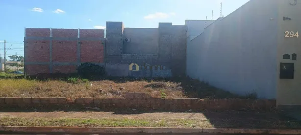 Lote/Terreno à venda, 300m² no Parque das Laranjeiras II, Uberaba