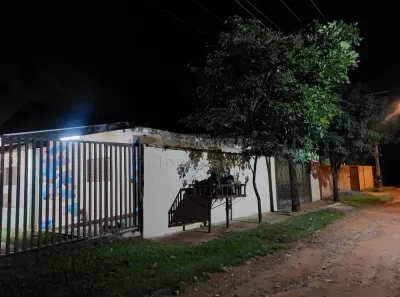 Fazenda/Sítio com 3 Quartos para alugar, 289m² no , Guapiaçu