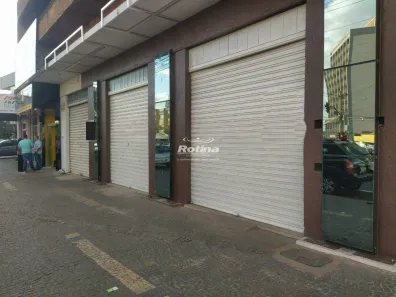 Ponto Comercial para alugar, 70m² no Centro, Uberlândia