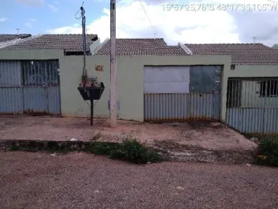 Casa com 2 Quartos à venda, 180m² no Vila Raio de Luz, Santo Antônio do Descoberto