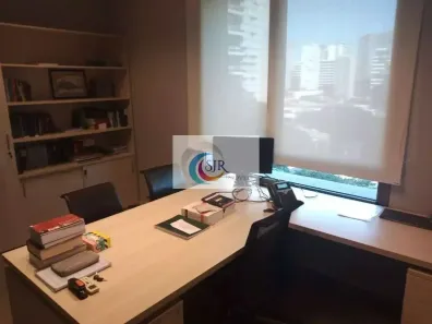 Sala Comercial para alugar, 288m² no Vila Olímpia, São Paulo