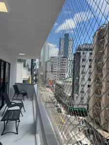 Apartamento com 3 Quartos para alugar, 126m² no Centro, Balneário Camboriú