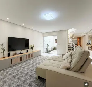 Sobrado com 3 Quartos para alugar, 210m² no Parque das Nações, Santo André