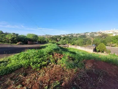 Lote/Terreno à venda, 834m² no Colúmbia, Londrina