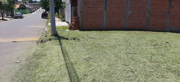 Lote/Terreno à venda, 374m² no Cidade Aracy, São Carlos