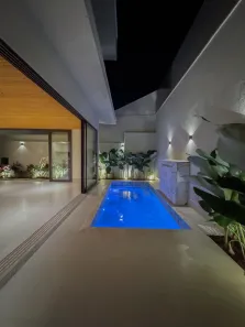 Casa de Condomínio com 4 Quartos à venda, 264m² no Jardins Capri, Senador Canedo