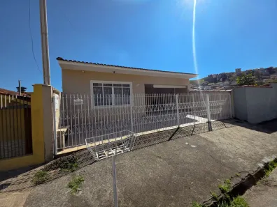 Sobrado com 3 Quartos à venda, 122m² no Jardim Ipê, Poços de Caldas