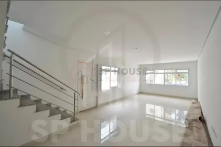 Sobrado com 3 Quartos à venda, 130m² no São Judas, São Paulo