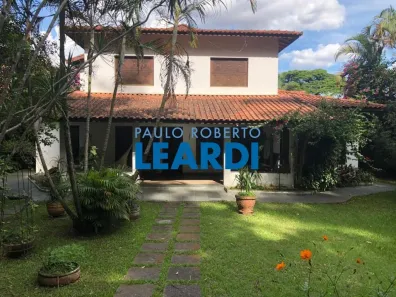 Sobrado com 5 Quartos à venda, 1000m² no Vila Amélia, São Paulo