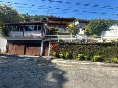Casa com 3 Quartos à venda, 350m² no São Francisco, Niterói