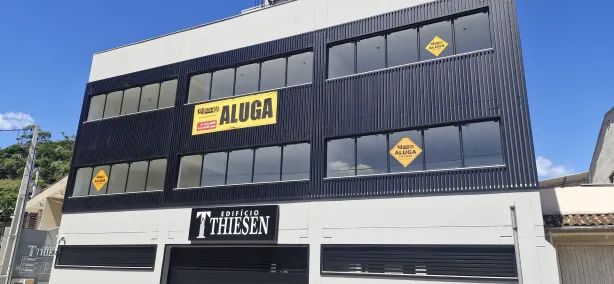 Ponto Comercial à venda, 819m² no Garcia, Blumenau