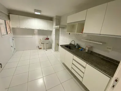 Apartamento com 3 Quartos para alugar, 92m² no Marambaia, Belém