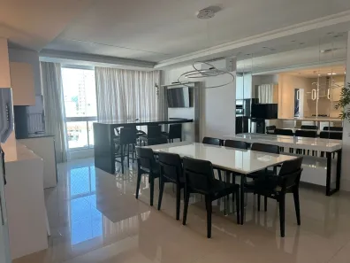 Apartamento com 3 Quartos para alugar, 137m² no Centro, Balneário Camboriú