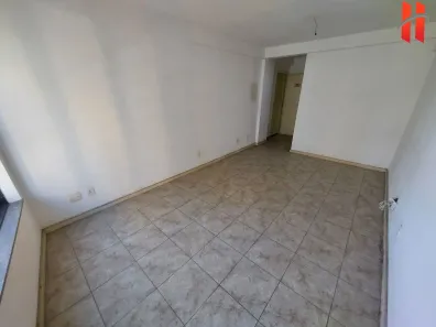 Sala Comercial à venda, 28m² no Jardim Vinte e Cinco de Agosto, Duque de Caxias