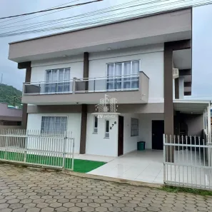 Casa com 3 Quartos à venda, 138m² no Tabuleiro dos Oliveiras, Itapema