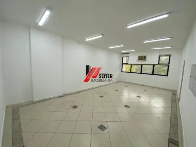 Ponto Comercial para alugar, 77m² no João Paulo, Florianópolis