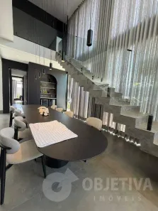 Casa de Condomínio com 3 Quartos para alugar, 374m² no Gávea, Uberlândia