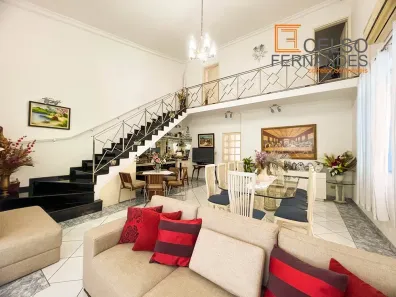Sobrado com 4 Quartos à venda, 282m² no Vila Mathias, Santos