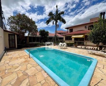 Casa de Condomínio com 4 Quartos à venda, 643m² no Cacupé, Florianópolis
