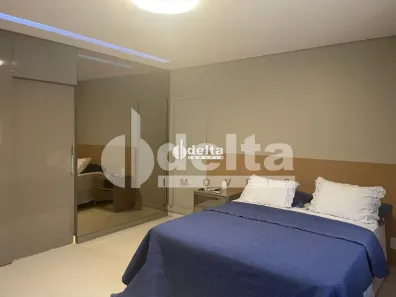 Casa de Condomínio com 3 Quartos à venda, 380m² no Jardim Sul, Uberlândia