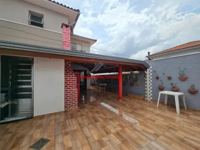 Sobrado com 3 Quartos à venda, 120m² no Altos de Sumaré, Sumaré