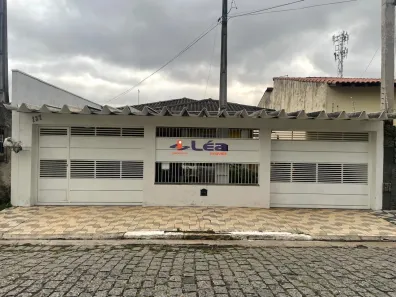 Casa com 3 Quartos à venda, 300m² no Vila Mazza, Suzano