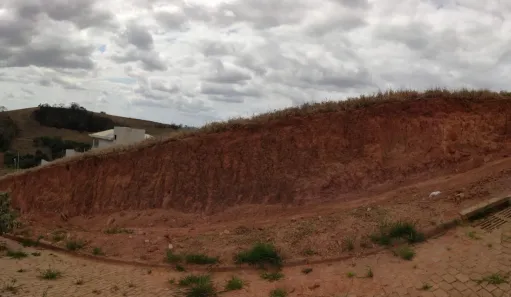 Lote/Terreno à venda, 900m² no Paraíso, Ponte Nova
