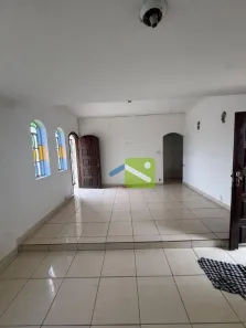 Casa com 3 Quartos para venda ou aluguel, 200m² no Jardim Olympia, São Paulo