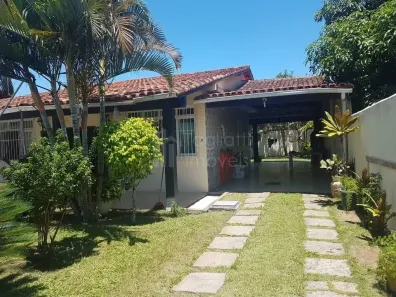 Casa com 3 Quartos para alugar, 160m² no Centro (Iguabinha), Araruama
