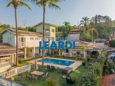 Fazenda/Sítio com 5 Quartos à venda, 635m² no Lopes, Valinhos