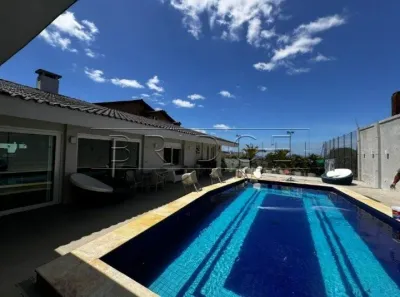 Casa com 6 Quartos para alugar, 720m² no Vila Assunção, Porto Alegre