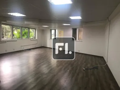 Sala Comercial para alugar, 231m² no Vila Olímpia, São Paulo