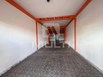 Prédio Comercial com 1 Quarto para alugar, 200m² no Tocantins, Uberlândia