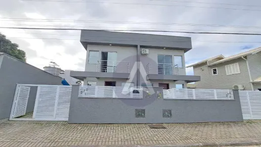 Sobrado com 2 Quartos para alugar, 80m² no Morro das Pedras, Florianópolis