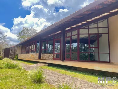 Casa com 4 Quartos à venda, 376m² no Braunes, Nova Friburgo