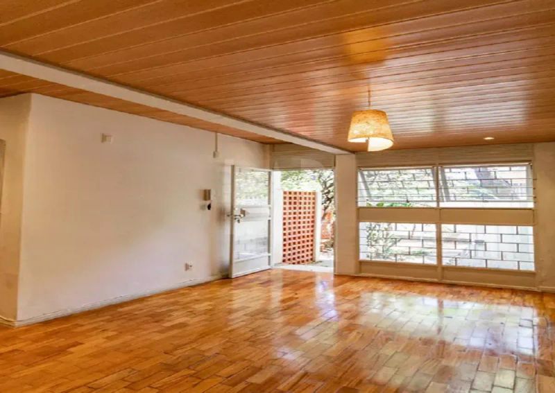 Casa com 2 quartos — Santo Antônio, Belo Horizonte