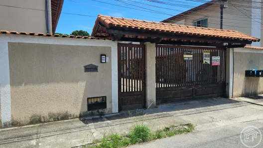 Casa com 3 Quartos à venda, 105m² no Extensão do Bosque, Rio das Ostras