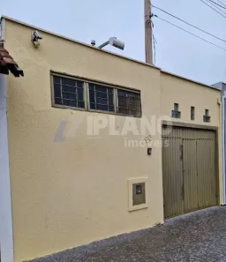 Casa com 2 Quartos à venda, 128m² no Centro, Araraquara