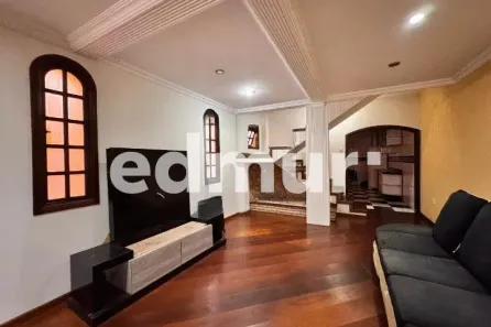 Sobrado com 3 Quartos para alugar, 192m² no Vila Alzira, Santo André