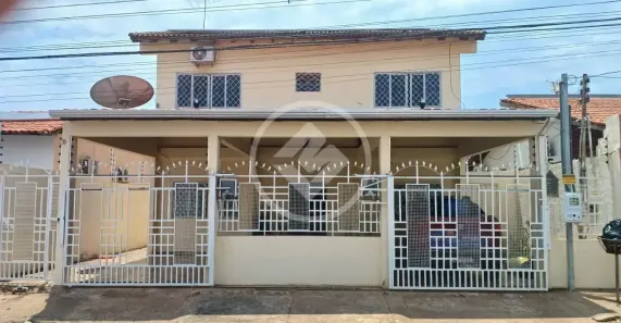 Sobrado com 2 Quartos à venda, 274m² no Morada do Ouro, Cuiabá