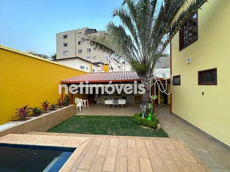 Casa com 6 quartos — Itapoã, Belo Horizonte