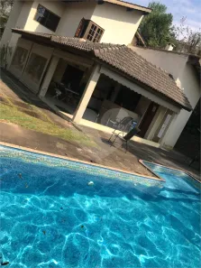 Sobrado com 4 Quartos à venda, 340m² no Pirucaia, Mairiporã