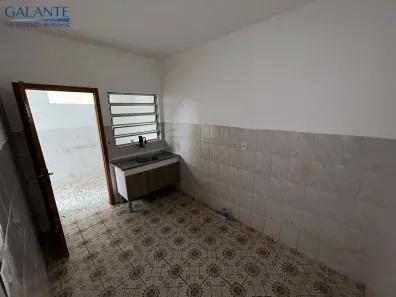 Casa com 2 Quartos para alugar, 100m² no Vila Carolina, São Paulo