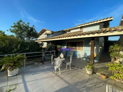 Casa de Condomínio com 5 Quartos à venda, 207m² no Badu, Niterói